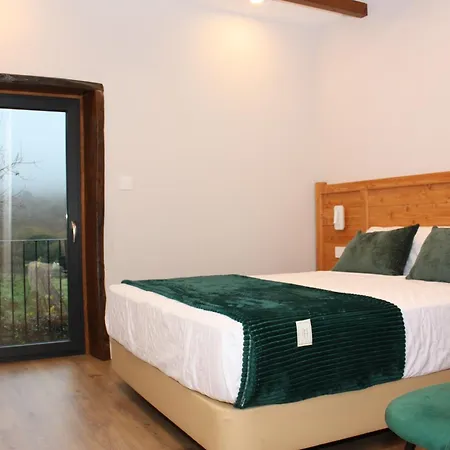 Xanela Xures * Muinos (Ourense)