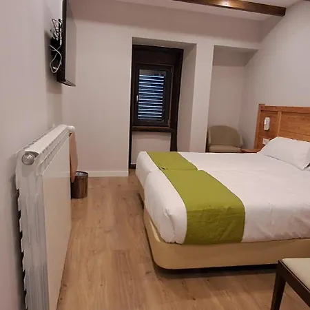 Hotel Xanela Xures *